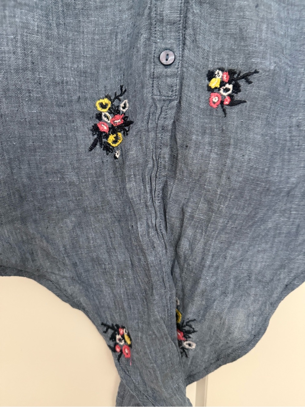 Charter Club Linen Floral Embroidered Tie-Front Blouse - XL - Picture 6 of 9
